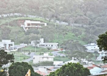 Justiça manda desocupar Morro do Mendanha, em Goiânia