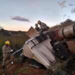 Motoristas morrem em batida entre carro e carreta na BR-070, em Cocalzinho de Goiás