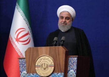 Presidente do Irã diz que novas sanções dos EUA são 'ultrajantes e idiotas'