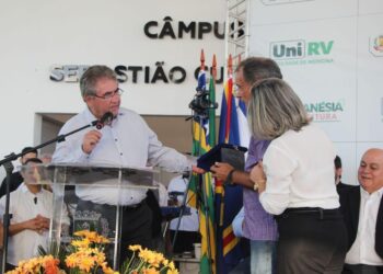 Professor Tatão inaugura novo Campus de Medicina de Goianésia