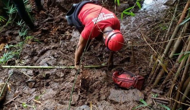 Bombeiros encontram corpo intacto de vítima de Brumadinho