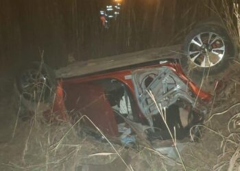 Capotamento deixa um morto e cinco feridos na BR-020, em Planaltina