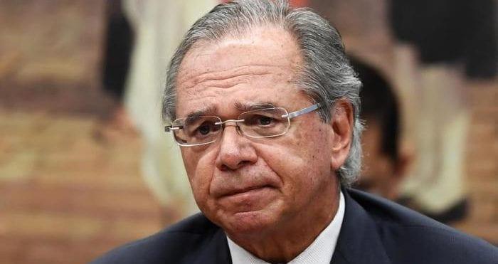 Celular do ministro Paulo Guedes é hackeado