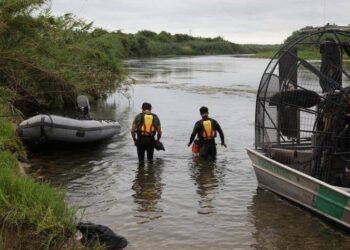 Criança brasileira de 2 anos desaparece em rio na fronteira entre EUA e México