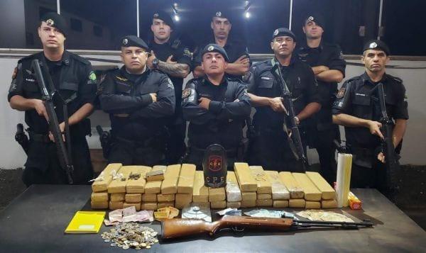 PM prende dois suspeitos por tráfico e 35 quilos de maconha em Rio Verde