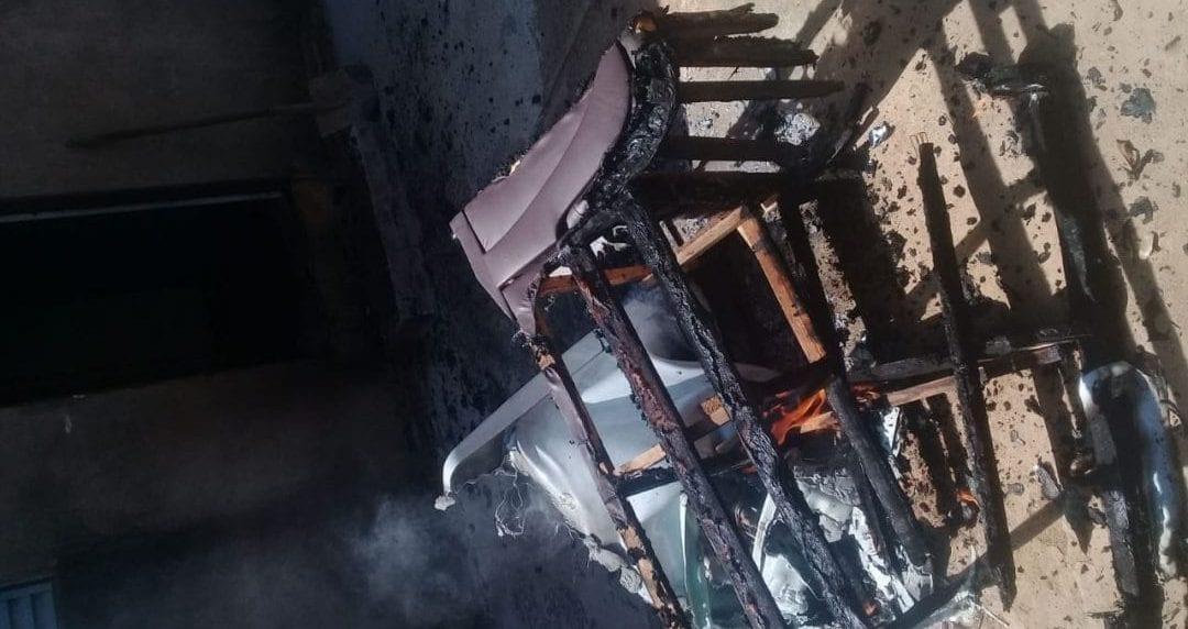 Preso suspeito de incendiar casa da ex e ameaçar atear fogo no próprio corpo, em Goiânia