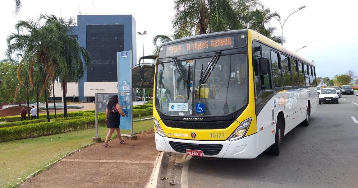 Projeto propõe instalação de insulfilm em janelas de ônibus coletivos de Goiânia