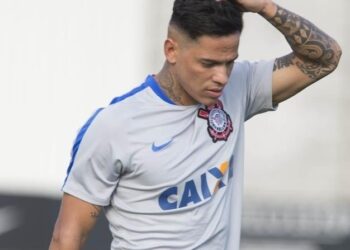 Corinthians se reapresenta após clássico e direção veta trio emprestado ao Goiás