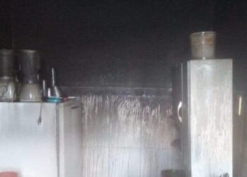 Incêndio iniciado em quarto de criança assusta família, em Goiânia