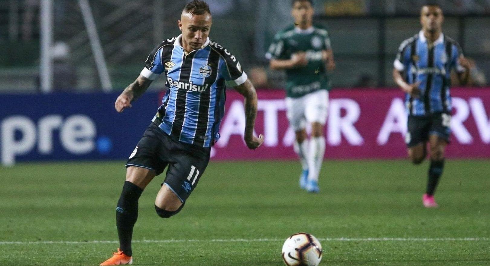 Palmeiras sai na frente, mas leva virada do Grêmio e é eliminado na Libertadores