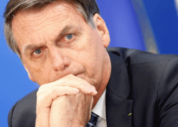 Bolsonaro será submetido a cirurgia de correção de hérnia incisional