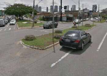 Cruzamento da Avenida Jamel Cecílio com Marginal Botafogo terá desvio devido obras do viaduto