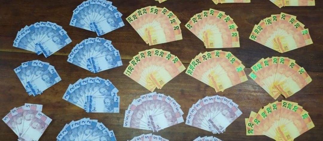 Dupla é presa com mais de R$ 2 mil reais em notas falsas, em Itaberaí