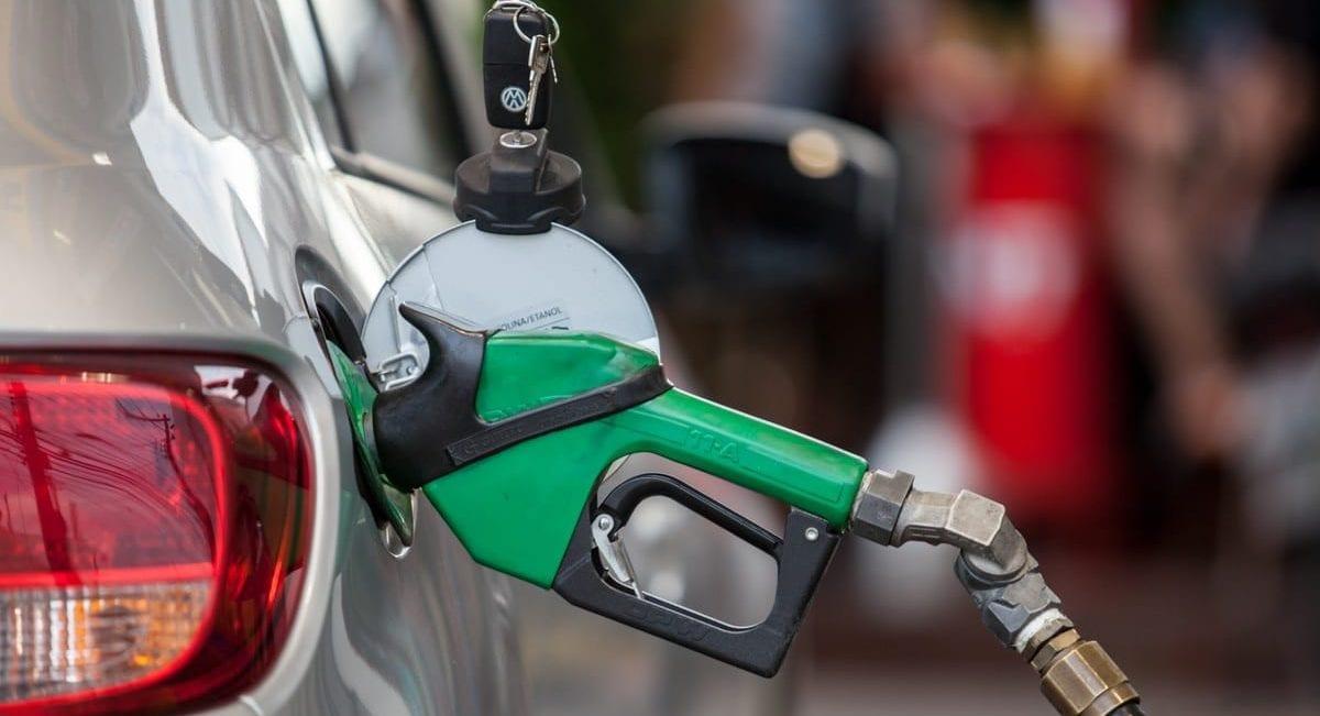 Petrobras aumenta preço da gasolina em 3,5% e diesel em 4,2%