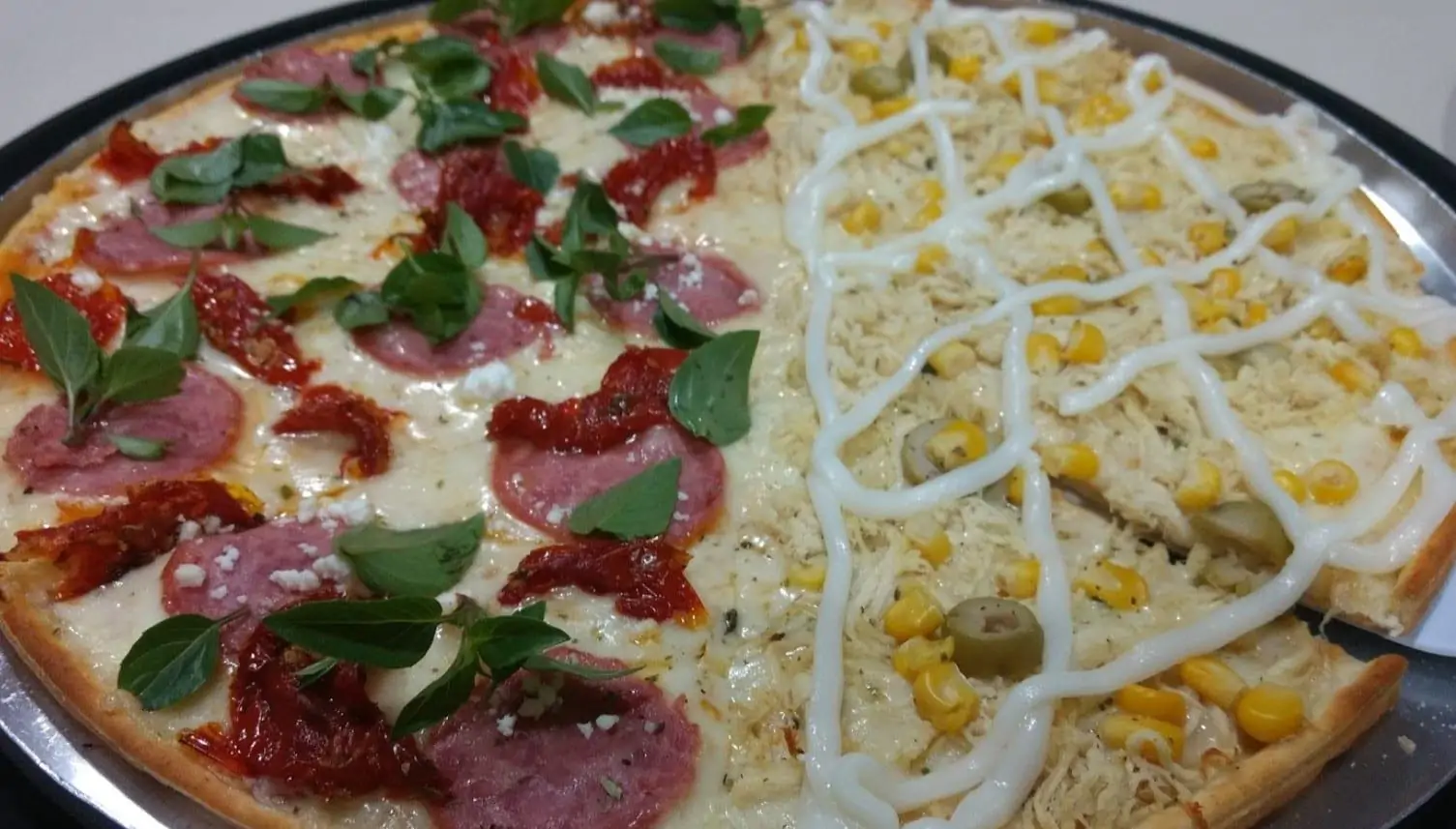 PIZZA PLACE - Melhor Pizzaria de Aparecida de Goiania