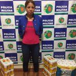 Mãe vai ao supermercado com filha de 7 anos e furta caixas de cerveja, em Rio Verde