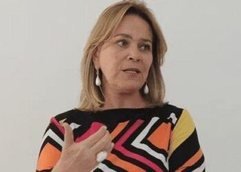 Projeto que pune propagandas sexistas em Goiás é aprovado por comissão