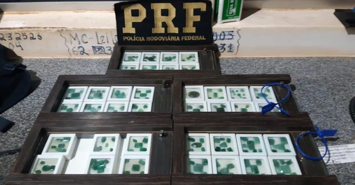 Com destino a SP, homem é preso com R$ 5 milhões em esmeraldas na BR-060