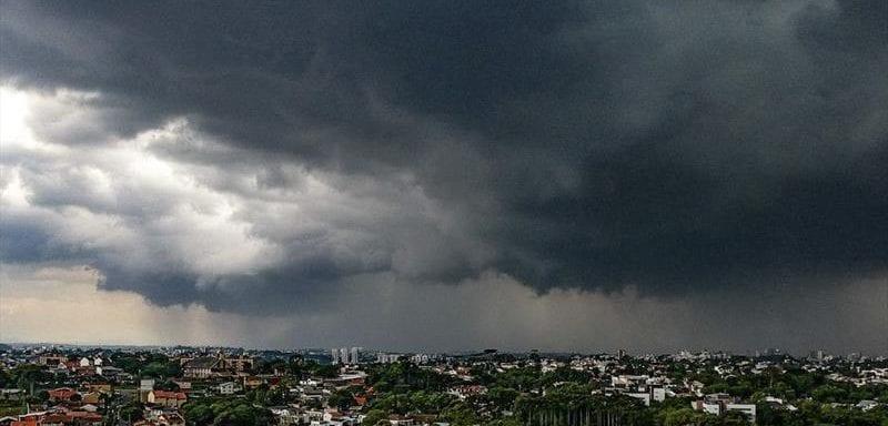 Inmet alerta sobre sábado (23) com pancadas de chuva, em Goiás