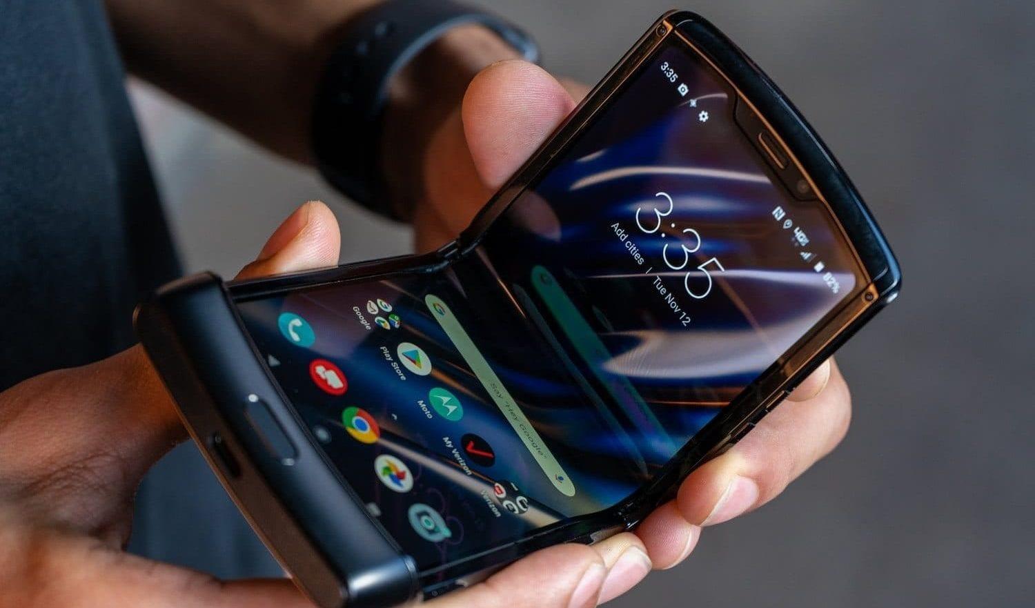 Motorola anuncia o seu celular de tela dobrável