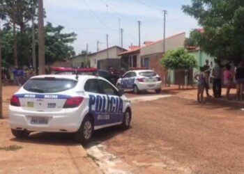 Mulher é presa suspeita de matar o filho de 6 anos enforcado, em Santa Helena de Goiás