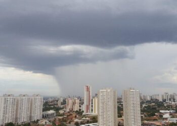 Semana começa com chuvas intensas em Goiás, alerta Inmet