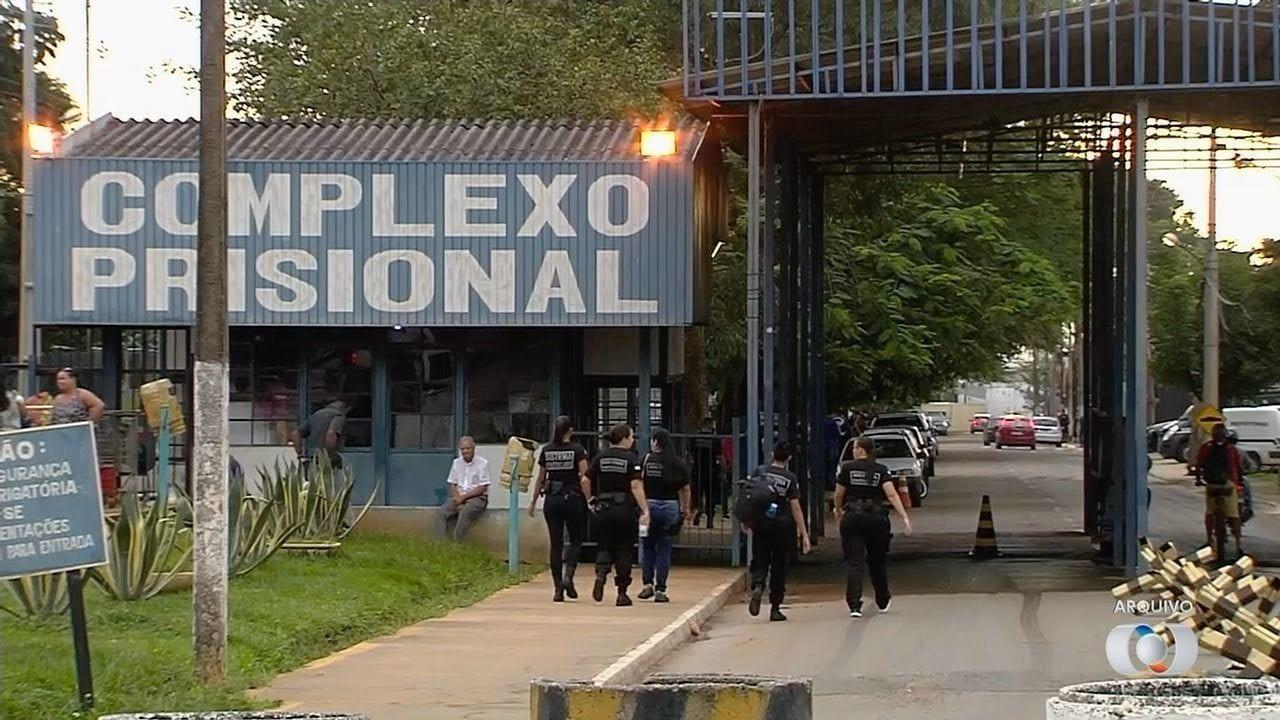 Detentas gravam vídeo cantando rap dentro de cela, em Aparecida de Goiânia