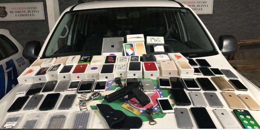PM apreende 23 celulares e outros eletrônicos roubados, em Goiânia