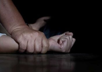 Preso do semiaberto é detido por estuprar e roubar menores, em Goiânia