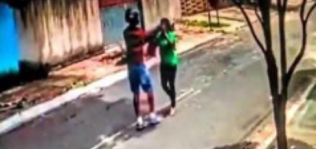 Preso entregador de app que efetuava roubos em Goiânia