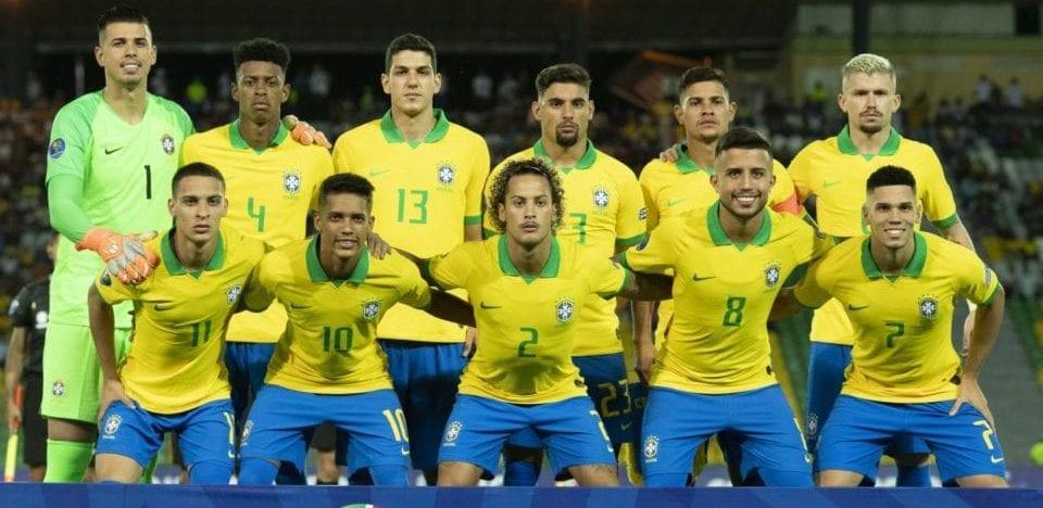Brasil perde muitas chances, mas bate o Peru em estreia no pré-Olímpico