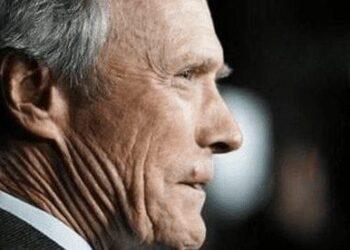 Clint Eastwood em busca de salvação para seus heróis