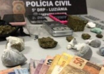 Dupla que usava comércio como ponto de venda de drogas é presa em Valparaíso