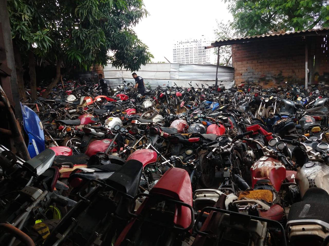 Força-tarefa apreende 159 motocicletas com irregularidades, em Goiás