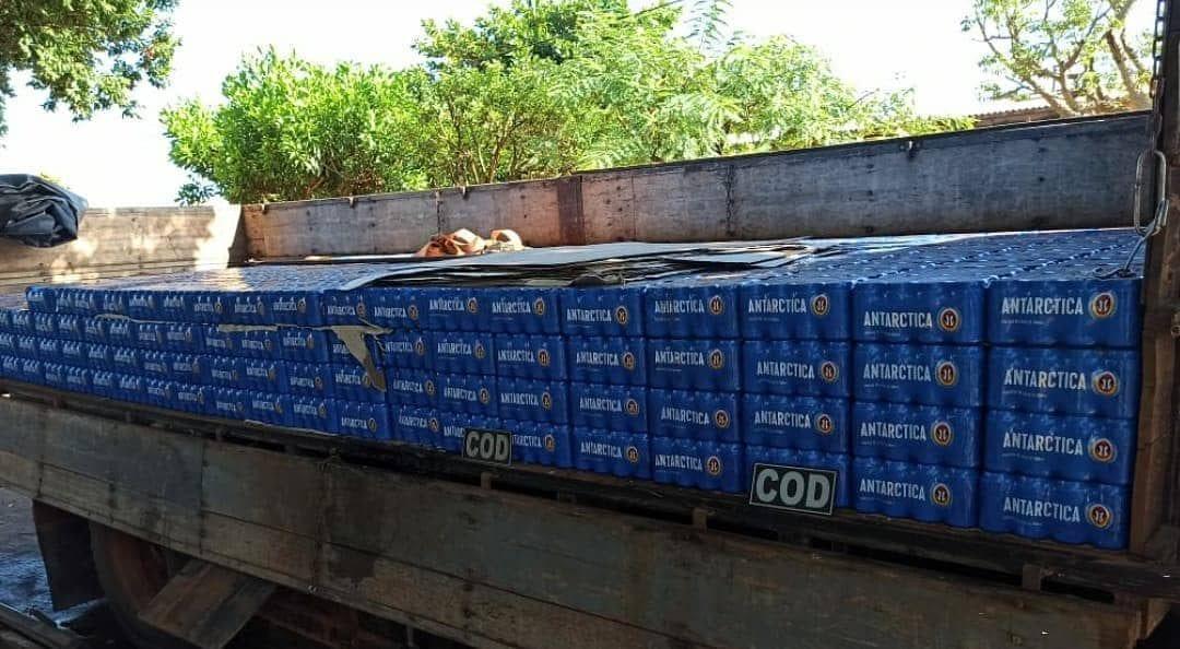 Polícia apreende mais de mil caixas de cervejas, em Chapadão do Céu