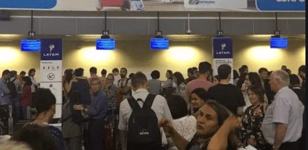 Procon-GO apura medidas da Latam a prejudicados por atraso de voo no Ano Novo