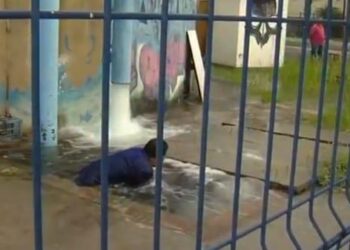 Vandalismo causa vazamento de água em reservatório de Aparecida de Goiânia