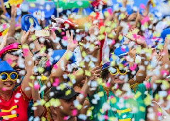 Carnaval 2020 deve movimentar R$ 8 bilhões na economia, diz CNC