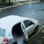 Em Rio Verde, criança pula de carro segundos antes de ladrões o levarem