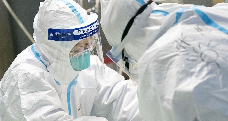 Fora da China, são 1.152 casos de coronavírus em 26 países, com 8 mortes, diz OMS