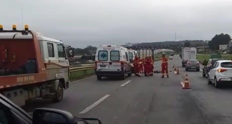 Motociclista morre após ser atropelado por caminhão na BR-060, em Anápolis