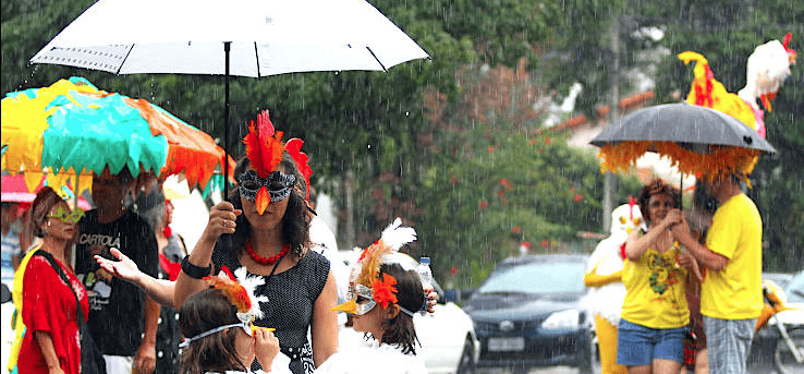 Segunda-feira de carnaval deve ser de chuva e vento em Goiás