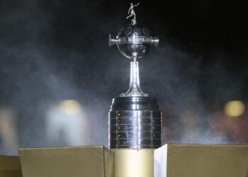 Brasileiros iniciam fase de grupos da Libertadores na luta por prêmio milionário