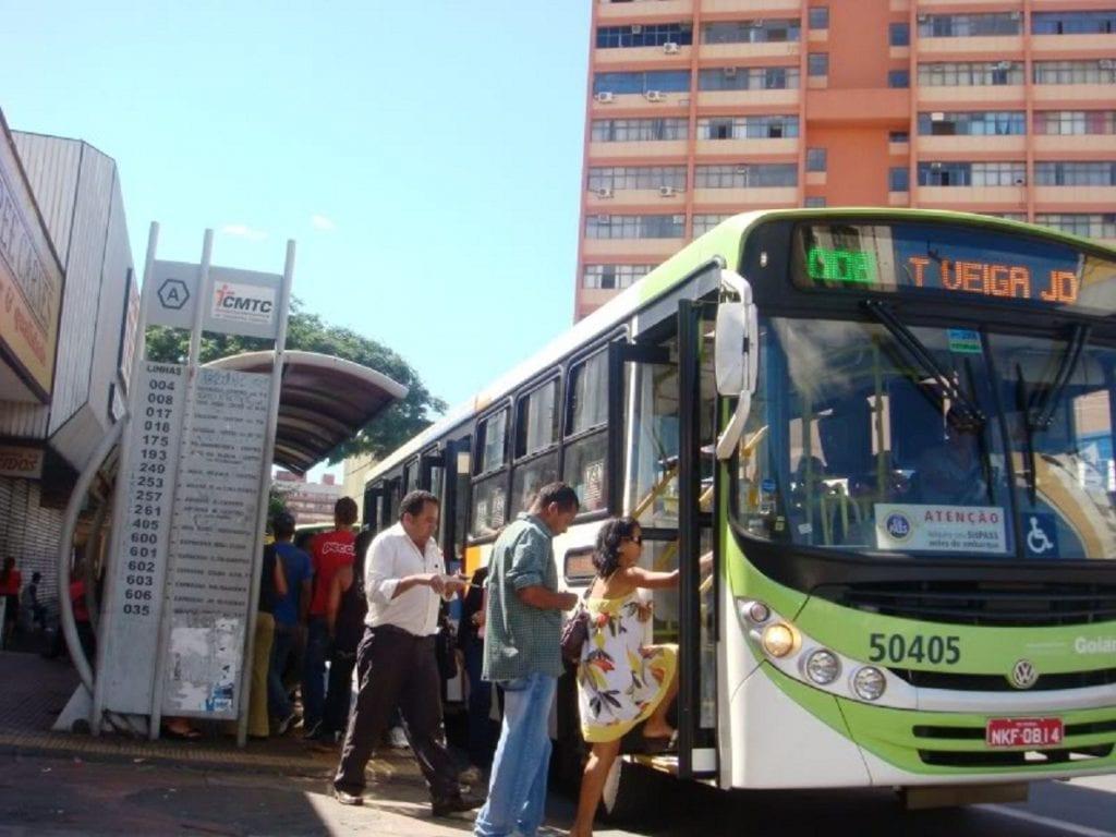 Coronavírus: Justiça goiana mantém toda frota de ônibus em horário de pico