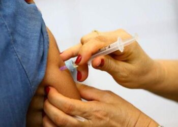 Goiânia retoma vacinação contra gripe após receber novas doses