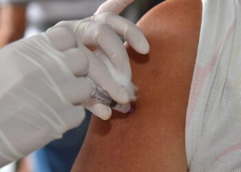 Vacinação contra a Influenza em Aparecida de Goiânia ocorre em 14 postos