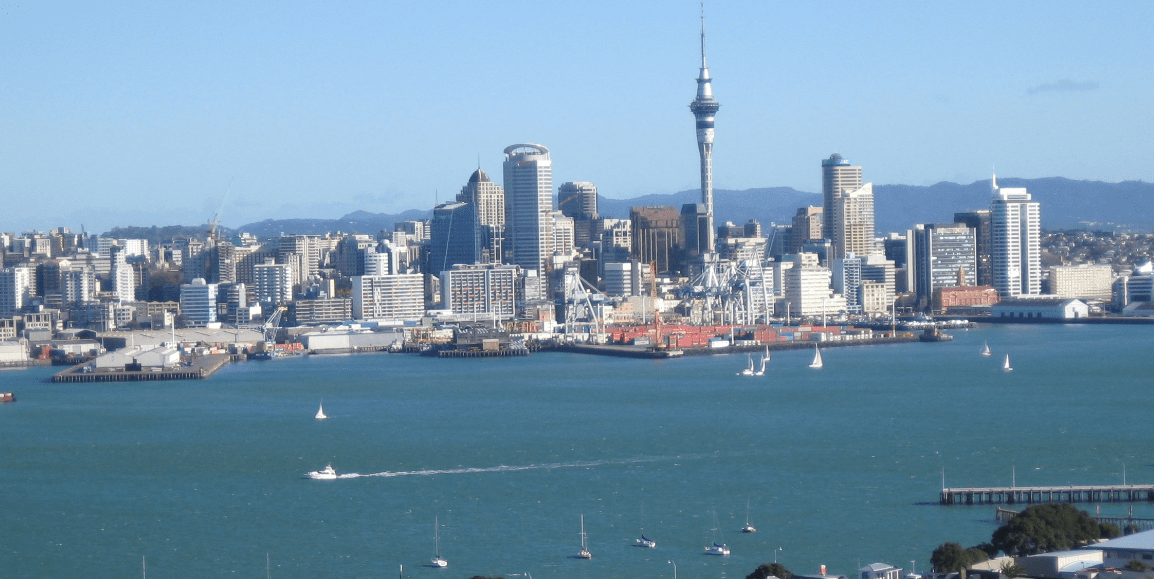 Após 'exterminar' o coronavírus, Nova Zelândia abranda confinamento