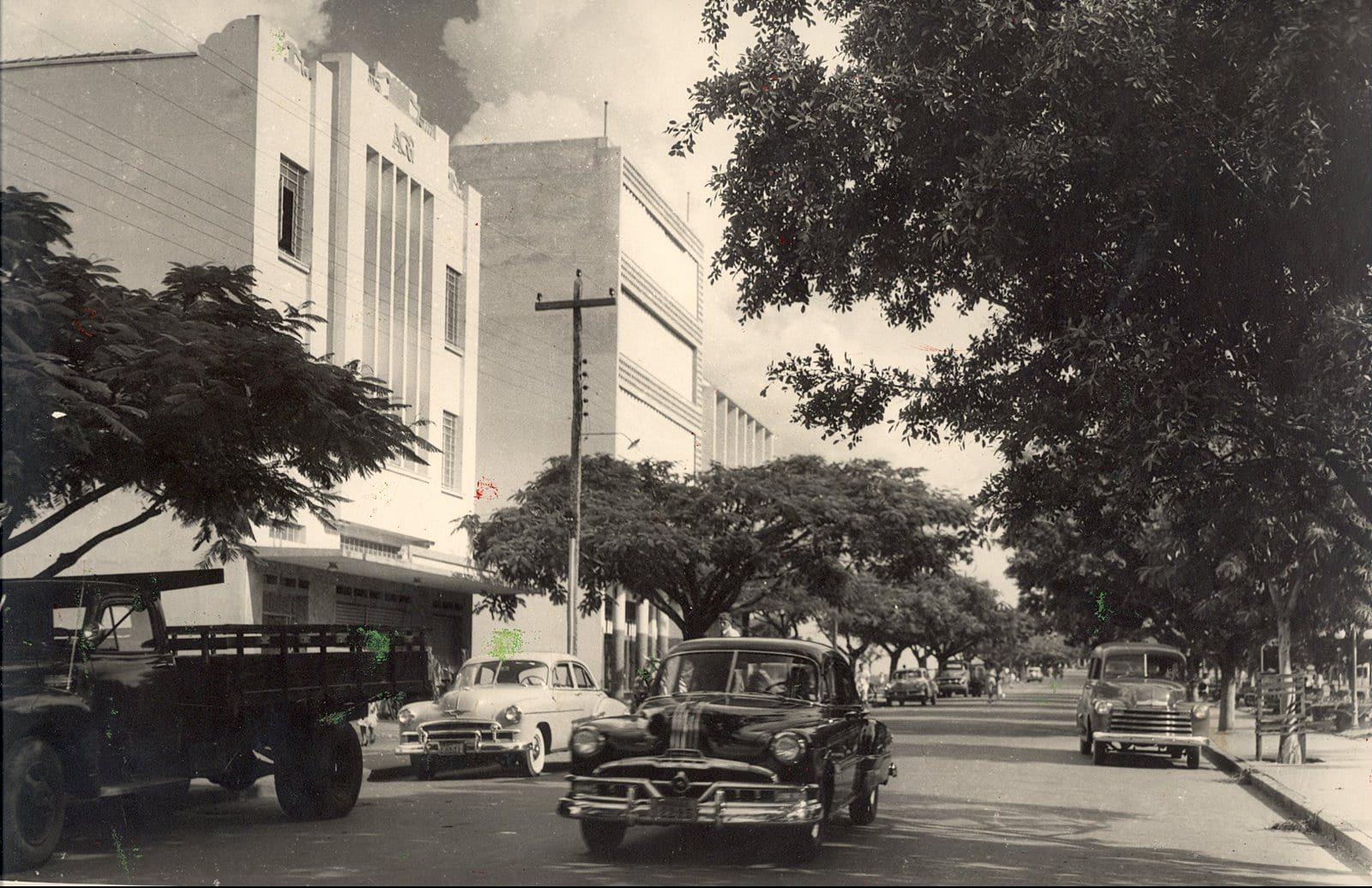 Avenida Goiás, 1951. Foto: Reprodução/ Skyscraper City
