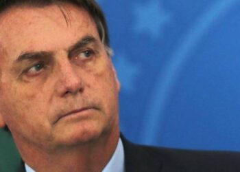 'Espero que essa seja a última semana de quarentena', diz Bolsonaro