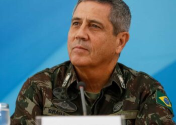 Militares do governo lançam plano de recuperação econômica sem Guedes